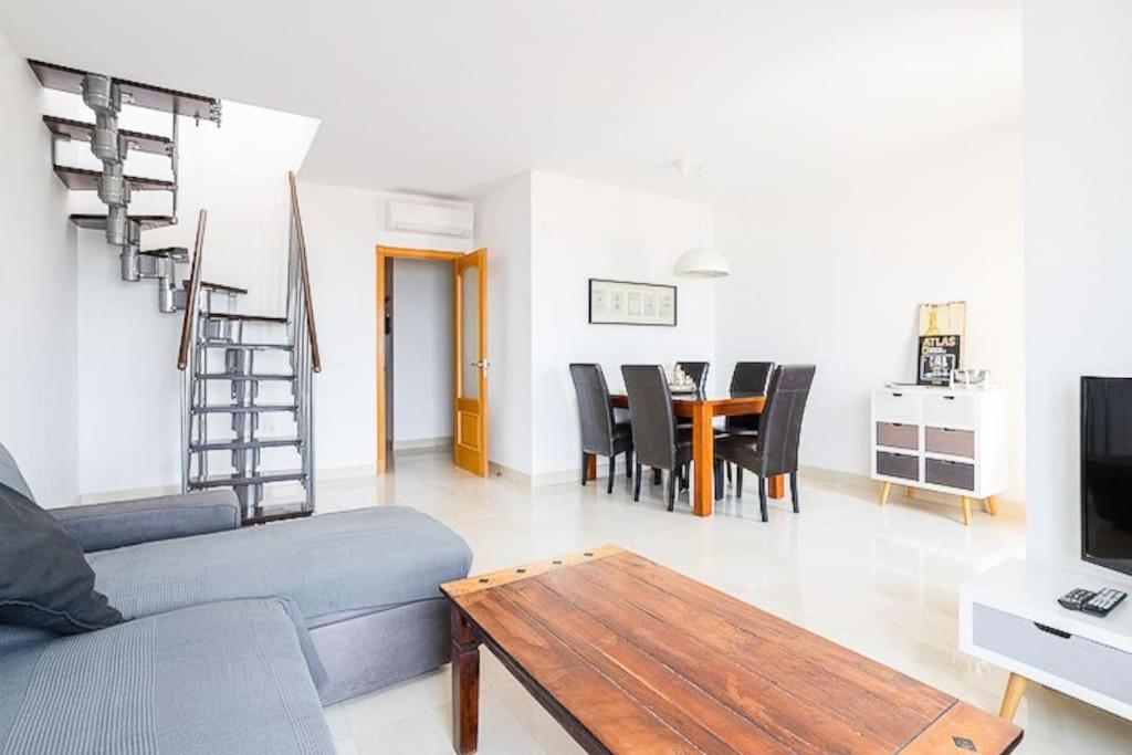 Appartamento Penthouse With Jacuzzi And Spectacular Sea Views